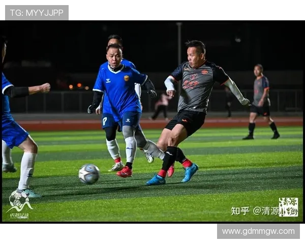 新赛季足球联赛风云再起豪门争冠转会焦点引爆关注国家队备战国际赛事